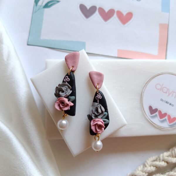 Floral Dream danglers