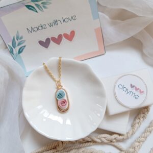 Flora Pendant (Capsule)