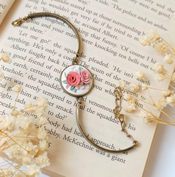 Vintage Floral Bracelet - Image 10