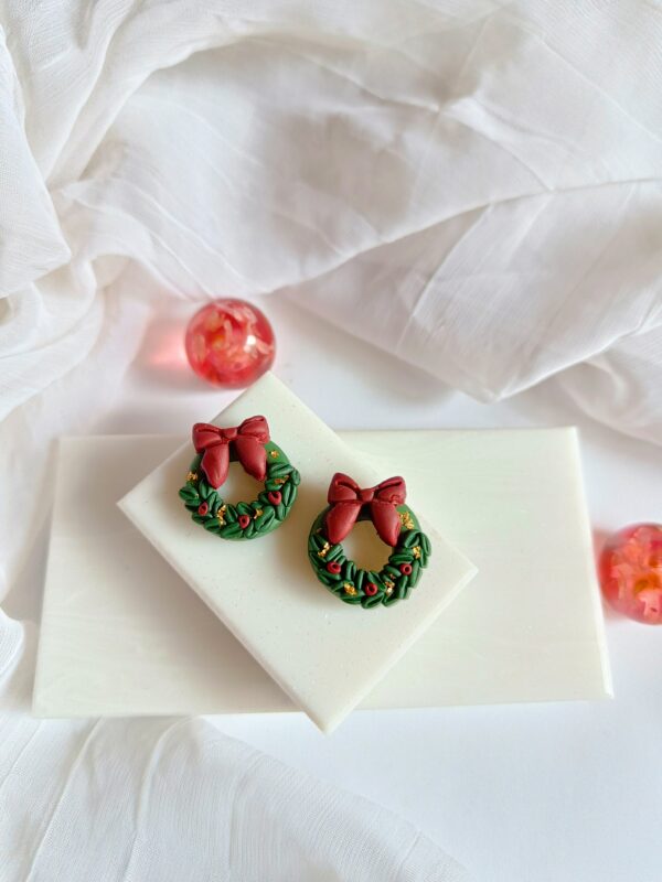 Christmas Wreath Studs