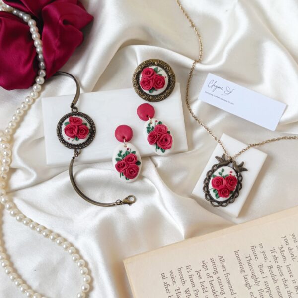 Antique pendant and earrings bracelet vintage