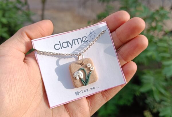 Quirky Flower Pendant - Image 9
