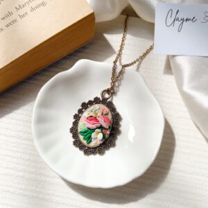 Azalea Vintage Pendant