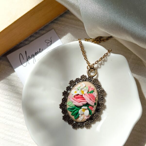 Azalea Vintage Pendant - Image 9