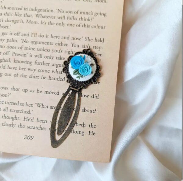 Vintage Floral Bookmark - Image 5