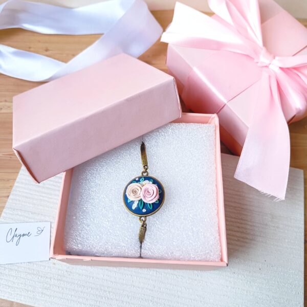 Vintage Floral Bracelet - Image 12