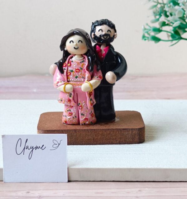 Mini Me – Clay Statue ( 2 People 1 base)