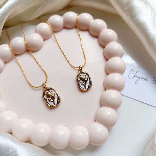 Golden Rose Necklace - Image 5
