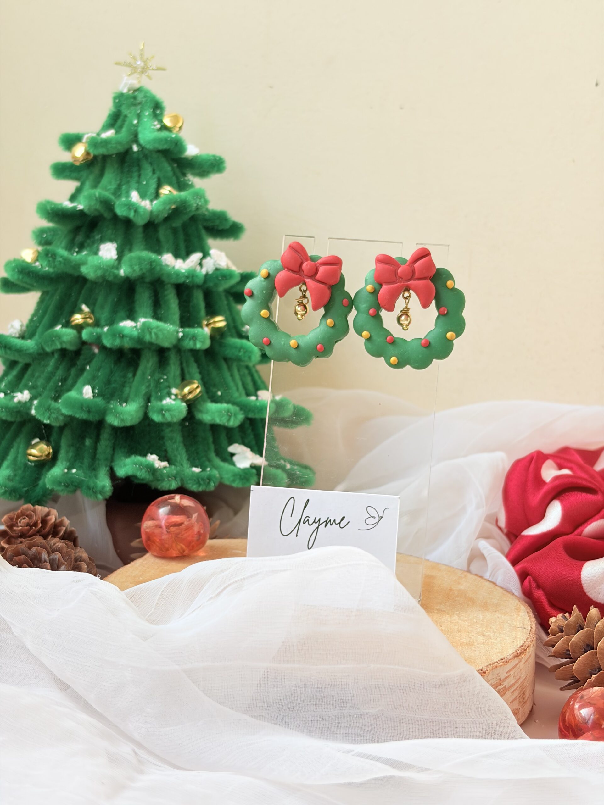 Festive Bow Wreath Drop Earrings - Image 5